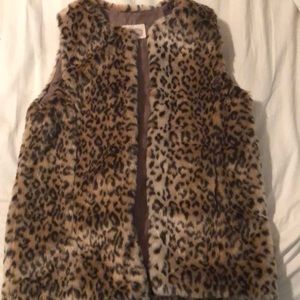 Faux leopard vest